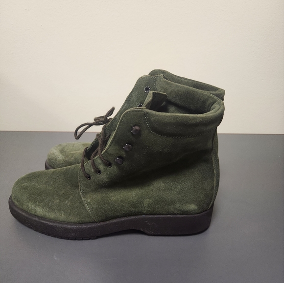 COACH Suede Lace Up Booties Military Size 6.5 - Picture 2 of 9